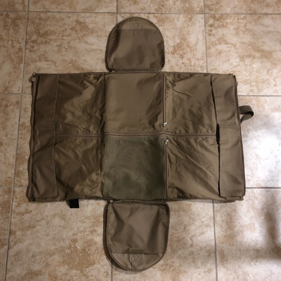 code alpha hybrid garment duffel bag